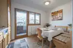 b1 (4)