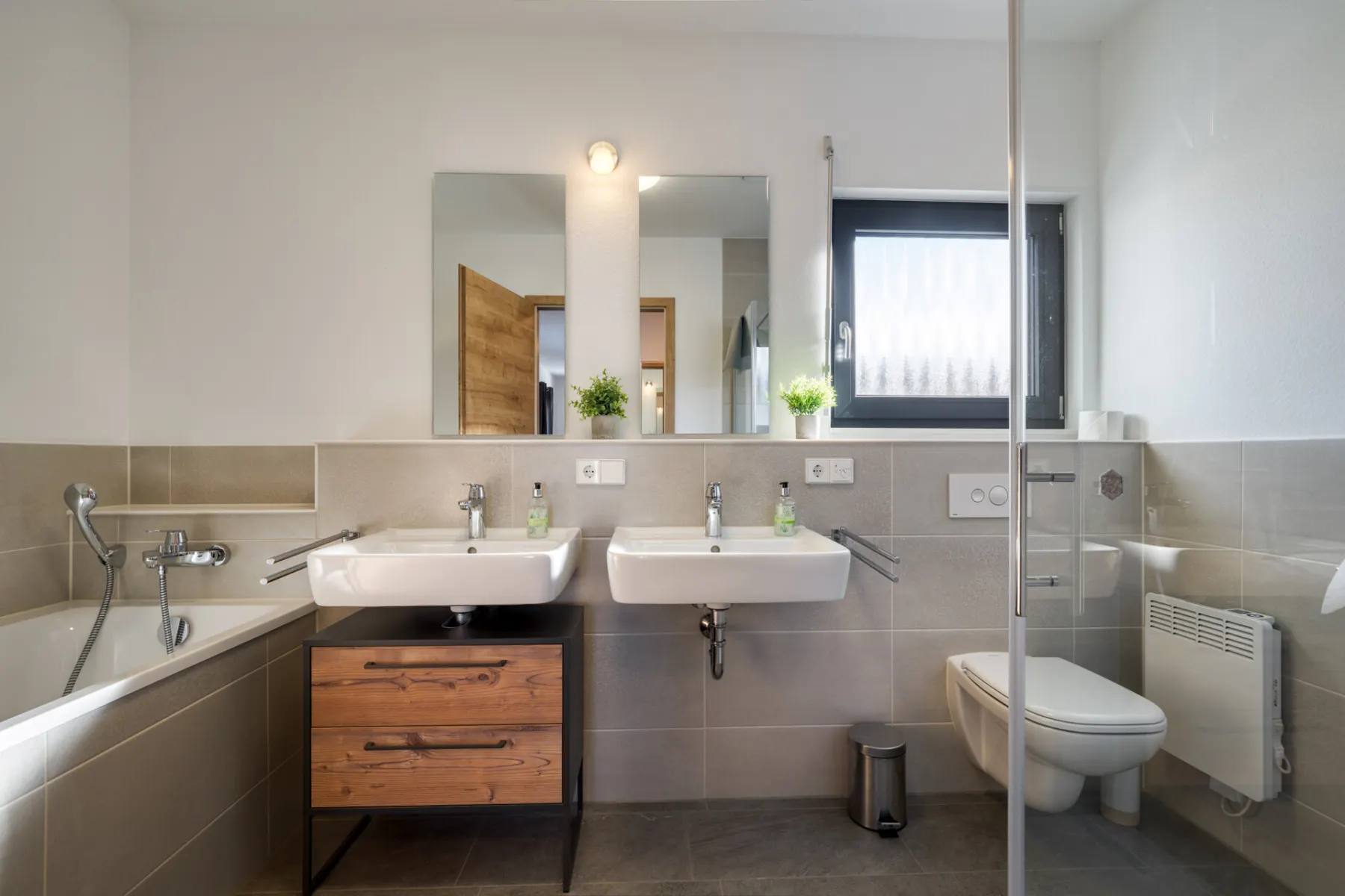Fieberbrunnd-Lehen13-Apt1-10-2048px